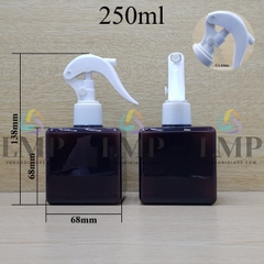 Chai lotion vuông đầu xịt kiếng có khóa