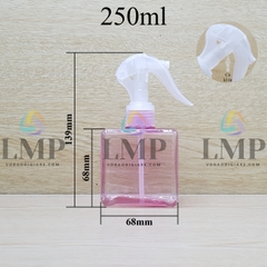Chai lotion vuông đầu xịt kiếng có khóa