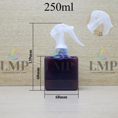Chai lotion vuông đầu xịt kiếng có khóa