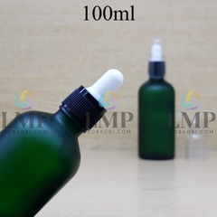 Chai tinh dầu phun mờ nắp bóp khoen nhựa sọc có nắp chụp 100ml