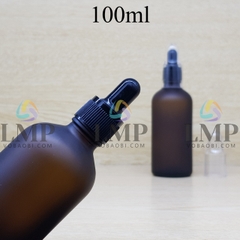 Chai tinh dầu phun mờ nắp bóp khoen nhựa sọc có nắp chụp 100ml