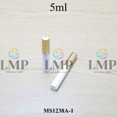 Cây eyeliner thân trắng nắp xi 5ml