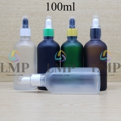 Chai tinh dầu phun mờ nắp bóp khoen nhựa sọc có nắp chụp 100ml