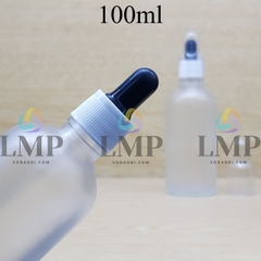 Chai tinh dầu phun mờ nắp bóp khoen nhựa sọc có nắp chụp 100ml