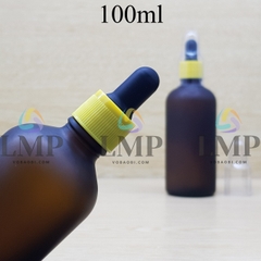 Chai tinh dầu phun mờ nắp bóp khoen nhựa sọc có nắp chụp 100ml