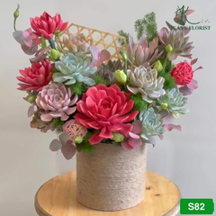 S82