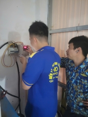 Biến tần Delixi CDI-E100G1R5T4B 1.5kw - 380V