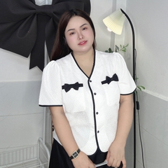 Áo kiểu bigsize phom suông dập hoa nổi túi nơ đen thanh lịch thời trang bigsize