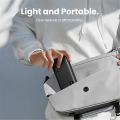 Sạc dự phòng có dây Ugreen 25742 PB311 10000mAh Slim sạc nhanh 2 chiều, PD 20W, PD 3.0, LED hiển thị