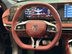 MG7 2.0T LUX