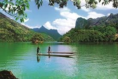TOUR SAPA - FANSIPAN - HÀ GIANG - CAO BẰNG - BẮC KẠN