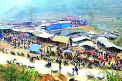 TOUR SAPA - MOANA - FANSIPAN- CHỢ CÁN CẤU