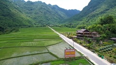 TOUR DU LỊCH HÀ NỘI – MAI CHÂU -  MỘC CHÂU – SƠN LA – ĐIỆN BIÊN 6 NGÀY 5 ĐÊM