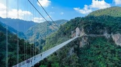 TOUR HÀ NỘI - MỘC CHÂU - CẦU KÍNH BẠCH LONG - HÀ NỘI