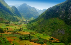 HÀ NỘI – HÀ GIANG – QUẢN BẠ - YÊN MINH – ĐỒNG VĂN – LŨNG CŨ – SÔNG NHO QUẾ 3 NGÀY 2 ĐÊM