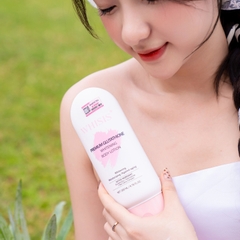 Sữa Dưỡng Thể Ban Đêm Kích Trắng Tế Bào Gốc Whisis Premium Glutathione Whitening Body Lotion 200ml