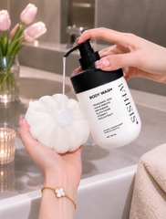 Sữa tắm Whisis Body Wash Làm sáng khỏe da từ bên trong 500ml