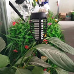 Đèn Năng Lượng Mặt Trời Sân Vườn TS021