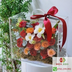 Hộp vali mica cắm hoa dạng lắp ráp - Hộp đựng hoa- Khay trưng bày quà tặng có quai xách