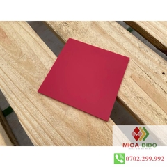 Tấm mica màu đỏ, dày 2mm, nhiều kích thước .Mica