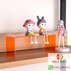 Kệ Mica chữ U - Hàng cao cấp, Kệ mica chữ U trưng bày sản phẩm, nước hoa, son, nhiều màu sắc