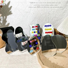 Kệ mica tráng gương trưng bày móng tay, nail, nhiều màu sắc