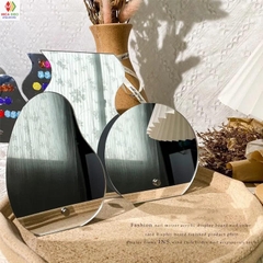 Kệ mica tráng gương trưng bày móng tay, nail, nhiều màu sắc