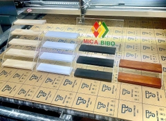 Kệ mica trưng bày 20x5x5cm ( DxRxC ), mặt gỗ dày 1cm mỗi tầng - nhiều kích thước