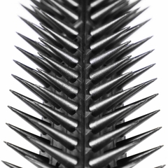 BÀN CHÔNG/BÀN GAI CHỐNG CÚ VÀ TẮC KÈ 42CM X 4CM