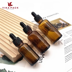 CHAI THỦY TINH ĐỰNG TINH DẦU MÀU NÂU NẮP BÓP NHỰA ĐEN