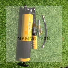 Bơm mỡ tay 600cc