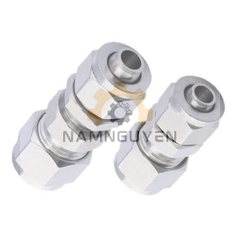 ĐẦU NỐI INOX 2 ĐẦU SIẾT ỐNG