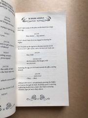 Fantastic Beasts And Where To Find Them : The Original Screenplay ( sách tiếng Anh )