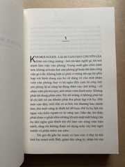 Eleanor Oliphant Hoàn Toàn Ổn - Eleanor Oliphant Is Completely Fine
