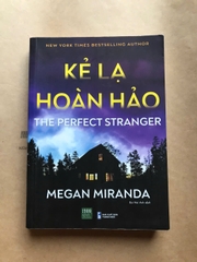 Kẻ Lạ Hoàn Hảo - Thị Trấn Nhỏ Với Những Bí Mật Lớn