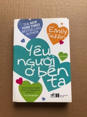 Yêu người ở bên ta