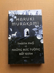 Thành Phố Và Những Bức Tường Bất Định