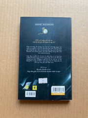 Ngăn Kéo Trên Cùng Phần Tăm Tối