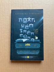 Ngăn Kéo Trên Cùng Phần Tăm Tối