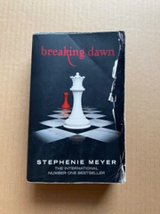 Breaking Dawn (sách tiếng Anh)