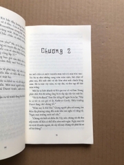 Hành Lang U Tối - Down A Dark Hall