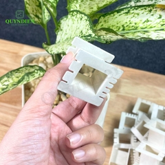Khuôn Nhựa Quấn Biến Áp Fe Silic 20x25mm