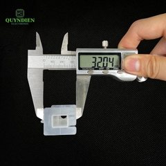 Lõi Khuôn Nhựa Vuông Dài 60mm Màu Trắng Trong