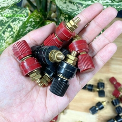 Cặp Jack loa JS333 M6 Cọc Đồng NẮP NHỰA Đỏ Đen trục 6mm