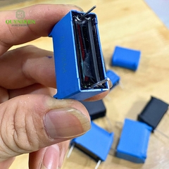Tụ Bếp Từ 6uF 275VAC/400VDC Màu Đen Loại Đứng