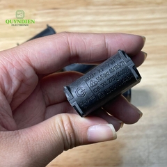 Tụ Bếp Từ 7uF 275VAC/400VDC Màu Xanh Loại Đứng