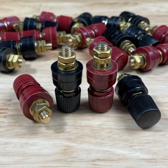 Cặp Jack loa JS333 M6 Cọc Đồng NẮP NHỰA Đỏ Đen trục 6mm