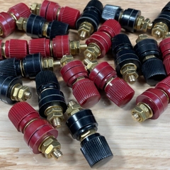 Cặp Jack loa JS333 M6 Cọc Đồng NẮP NHỰA Đỏ Đen trục 6mm
