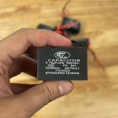 Tụ Đề Kapa Vuông Tinh Chi 4.75uF 450VAC
