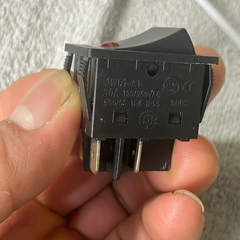 Công Tắc Bập Bênh 4 Chân KCD4 30A 125/250VAC Đen